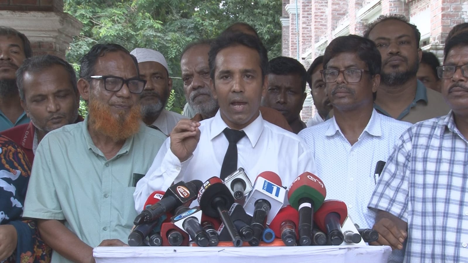 রংপুরে নেসকোর ৬ কর্মকর্তার বিরুদ্ধে মামলা